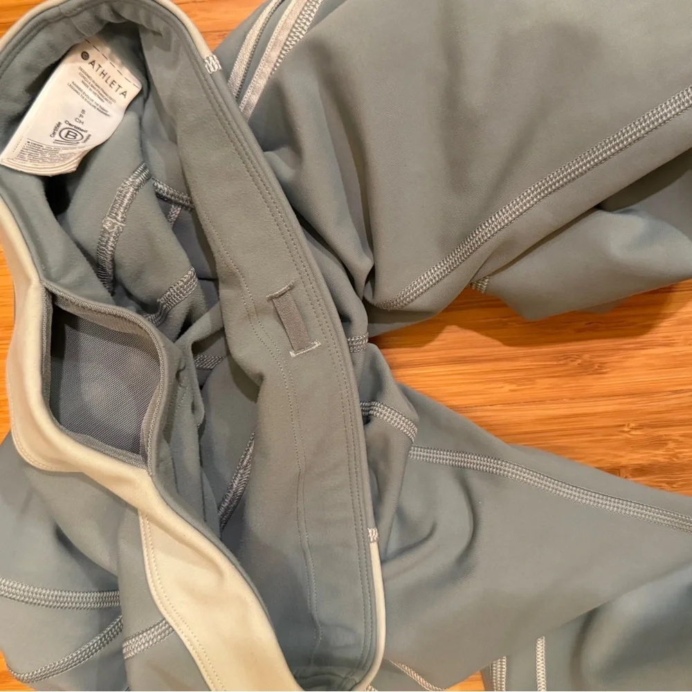 Athleta Rainier High Rise Reflective Stripe Legging - Picture 16 of 16